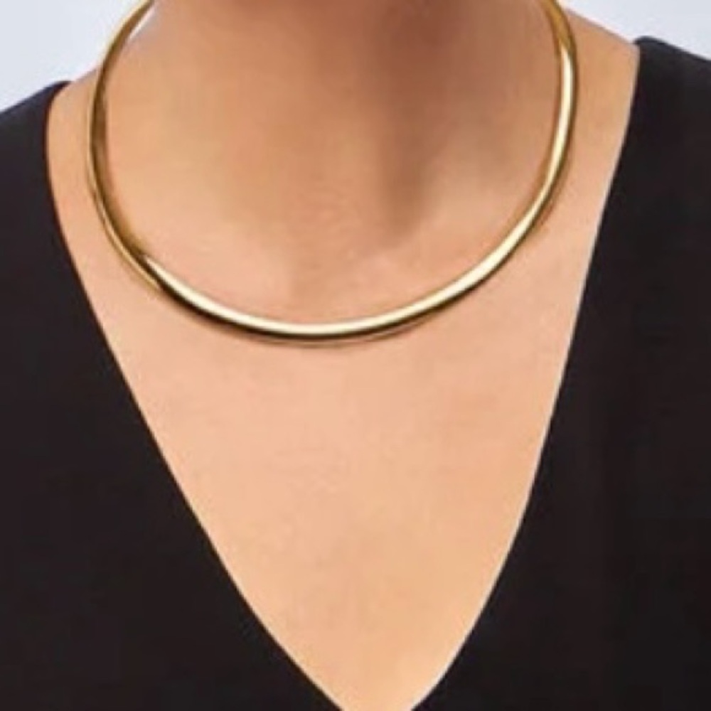 Omega Stretch Choker